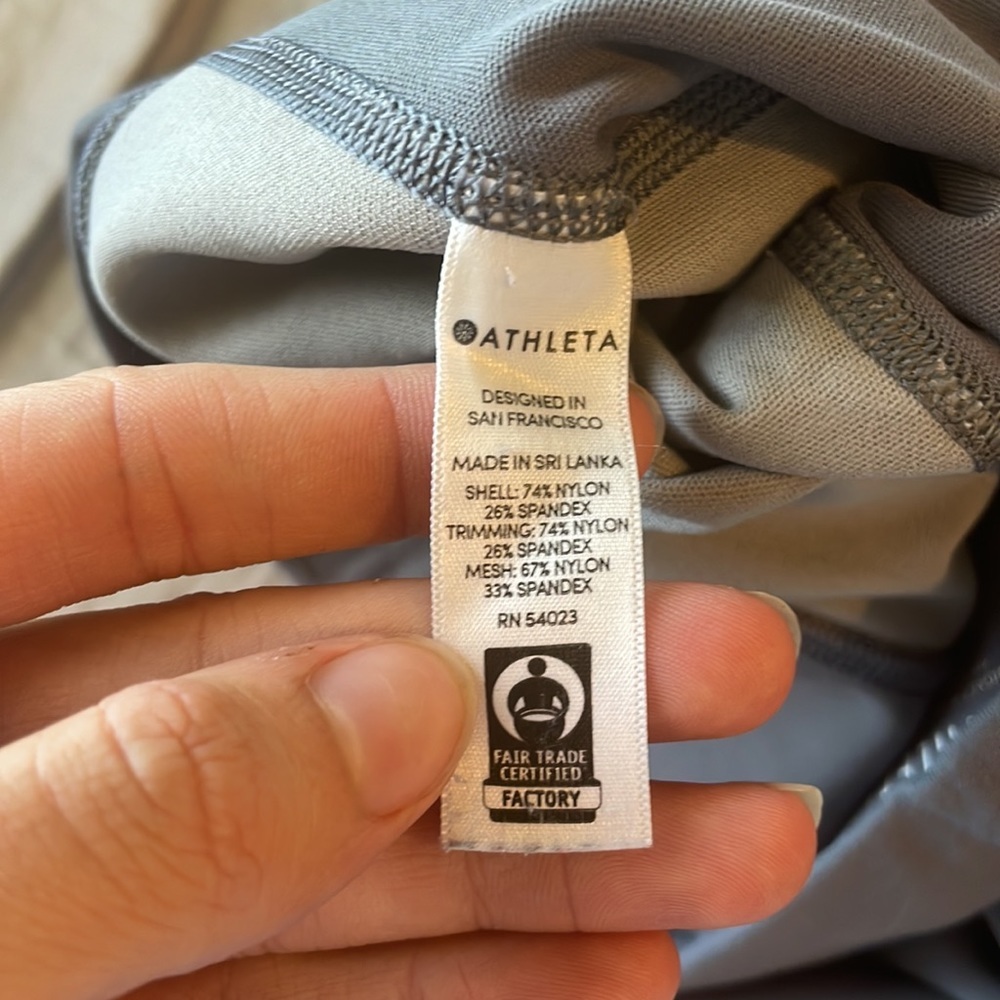 Athleta Color Block All In 7/8 Tight‎ size medium - Picture 13 of 15